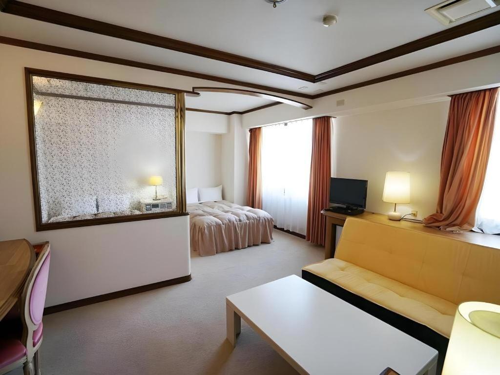 Neyagawa Trend Hotel 大阪 外观 照片
