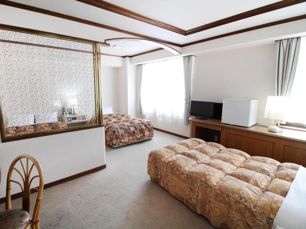 Neyagawa Trend Hotel 大阪 外观 照片